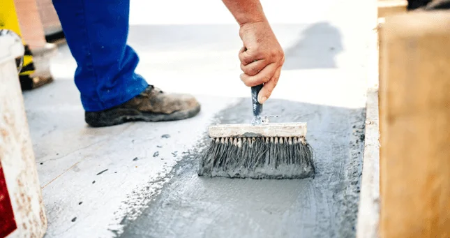 Water-based cement primer